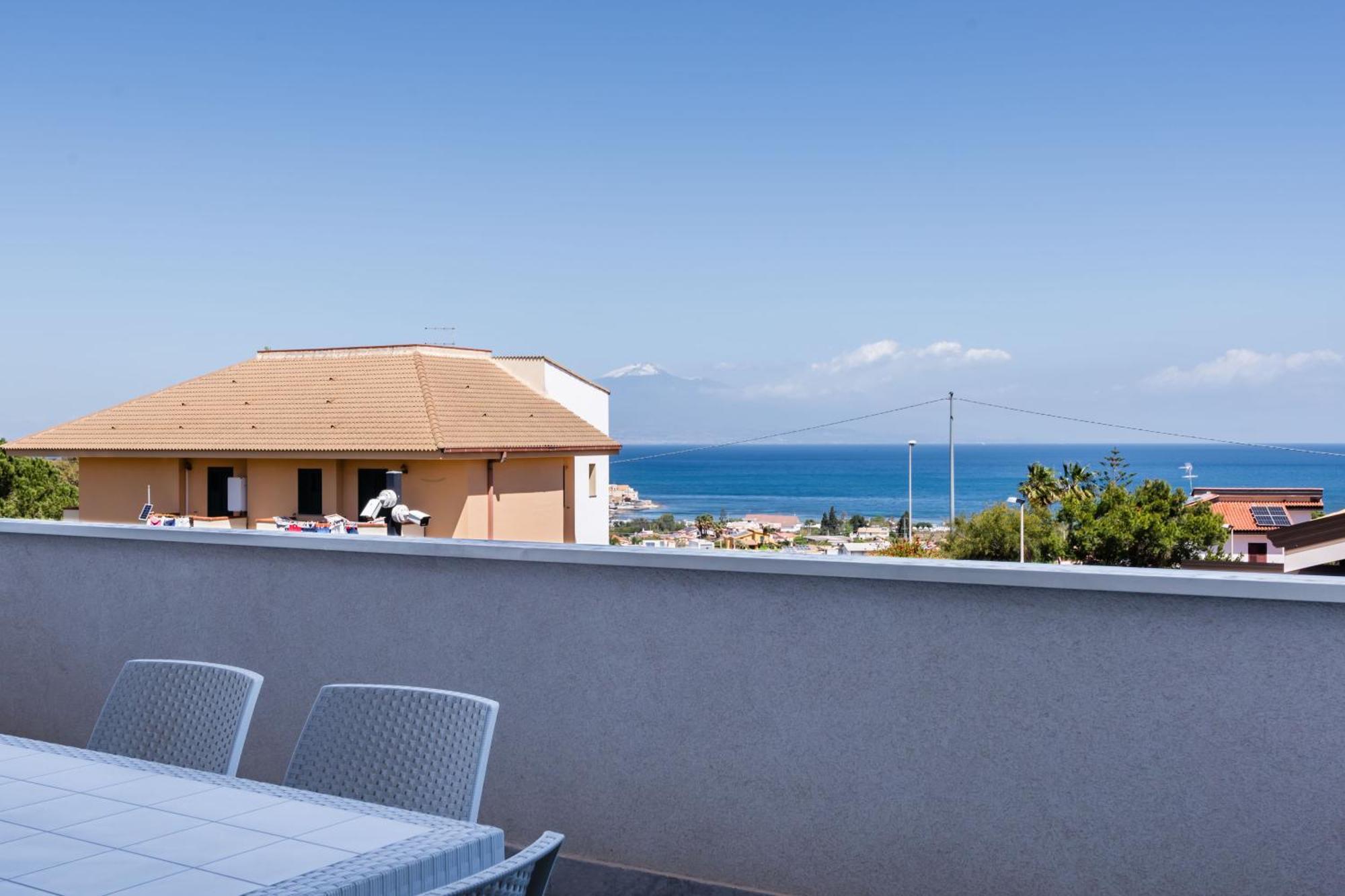 Etna Mare Apartments By Wonderful Italy Αουγκούστα Εξωτερικό φωτογραφία